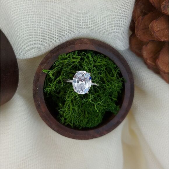 925 Silver Oval Engagement Ring - Picture 4 of 10